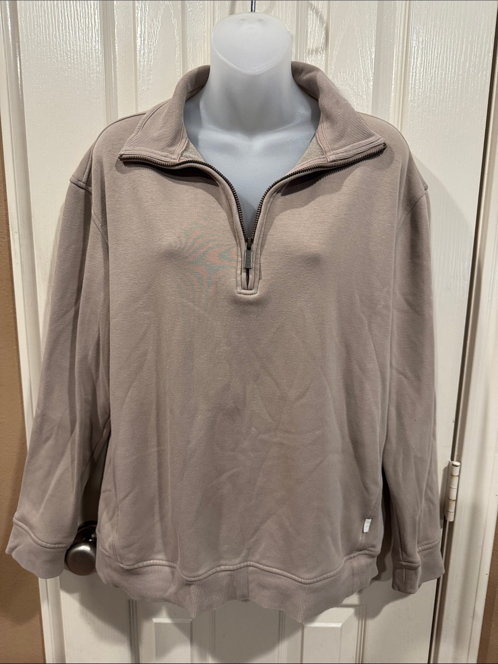 UGG Taupe 1/4 zip Sweatshirt. Sz Medium